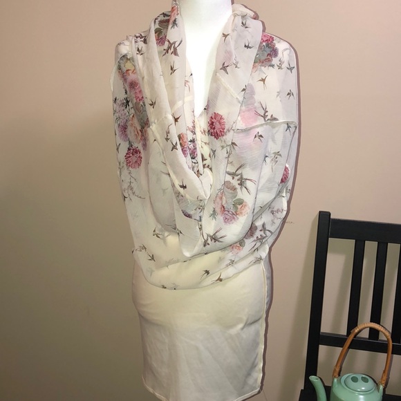 Zara Beautiful long floral dress - Picture 9 of 13